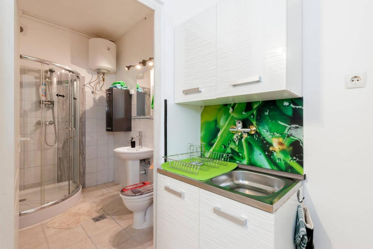 2 Studio Budapest Bagian luar foto