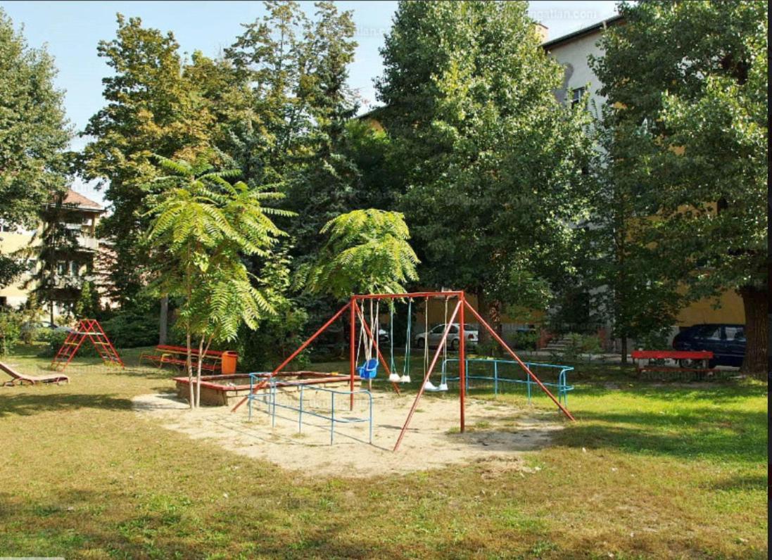 2 Studio Budapest Bagian luar foto