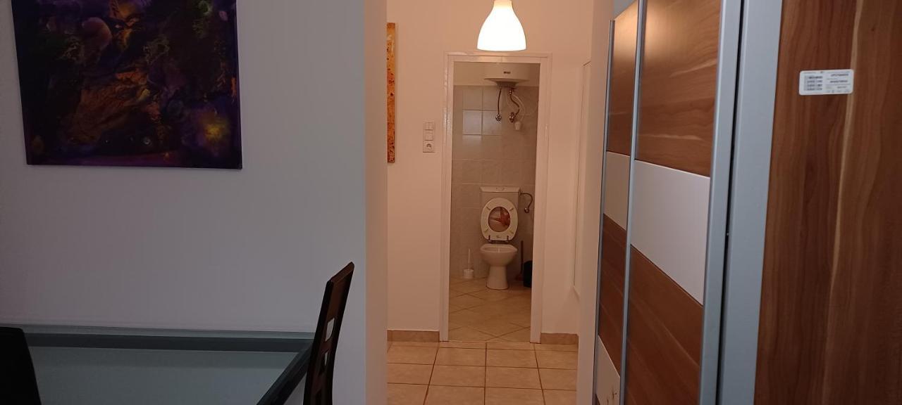 2 Studio Budapest Bagian luar foto